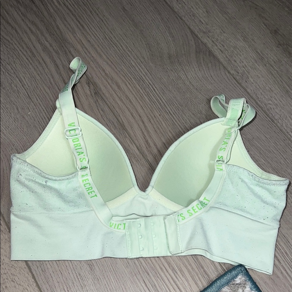 Victoria's Secret Light Green Bralette - Size XS - Picture 2 of 3